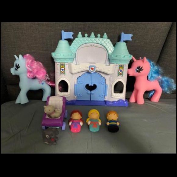 Princess Toys - Picture 1 of 2